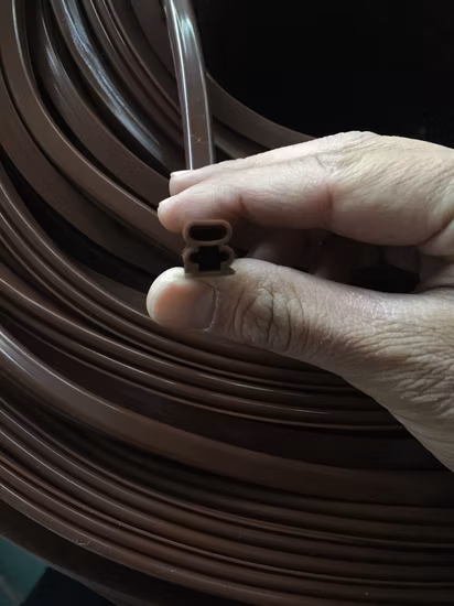 Solid Silicone Rubber Sealing Extrusion Profile